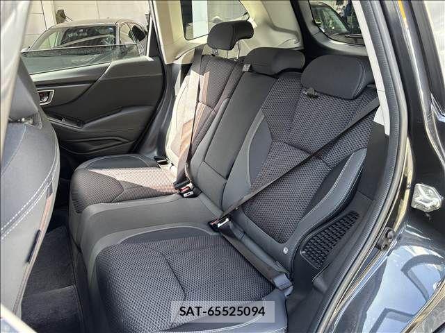 Subaru FORESTER 2018-09 8871029-17