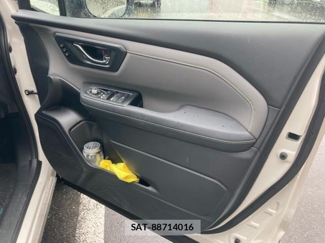 Subaru FORESTER 2025-09 8871021-11