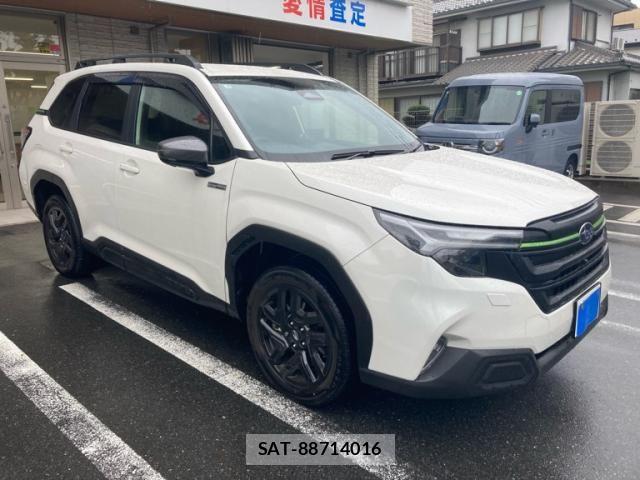 Subaru FORESTER 2025-09 8871021-1