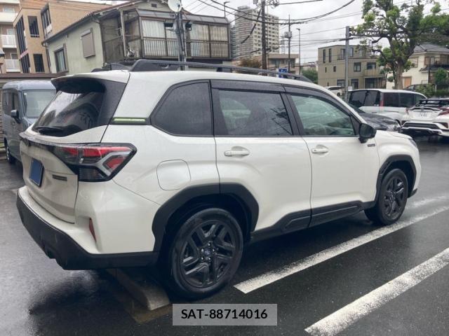 Subaru FORESTER 2025-09 8871021-3