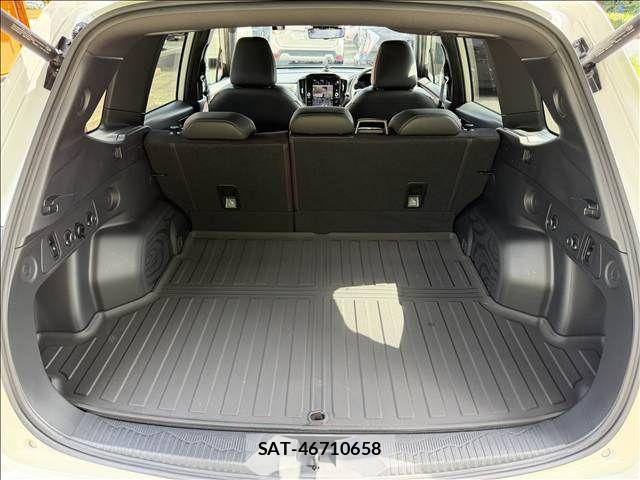Subaru FORESTER 2025-05 8871022-10