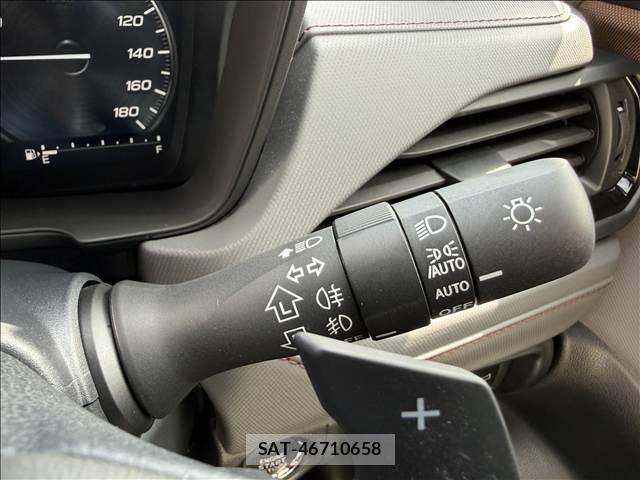 Subaru FORESTER 2025-05 8871022-29