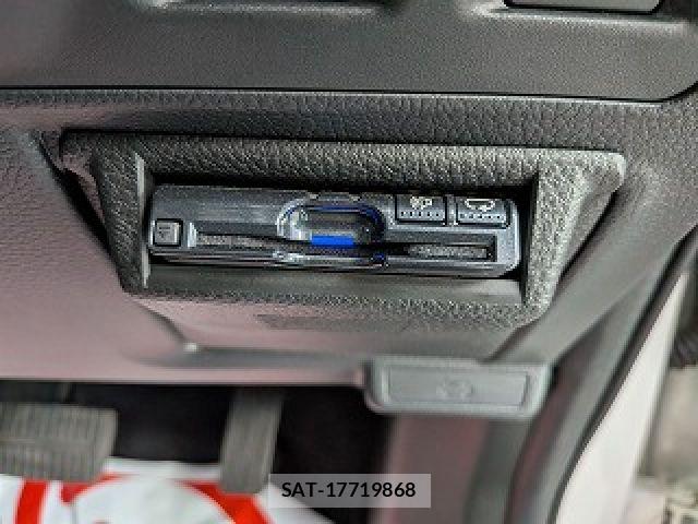 Subaru FORESTER 2016-10 8871030-13