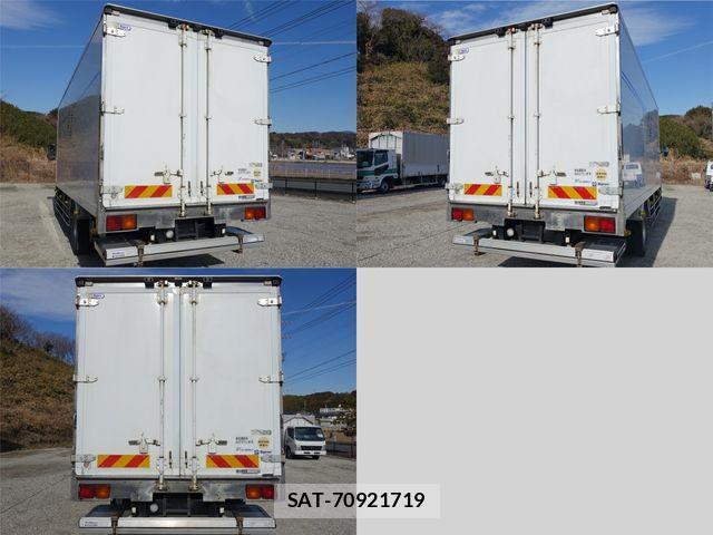 Isuzu FORWARD 2012-02 779255-7