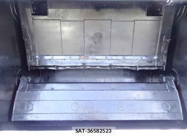 Isuzu FORWARD 2005-01 883056-9
