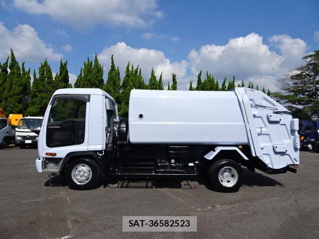 Isuzu FORWARD 2005-01 883056-12