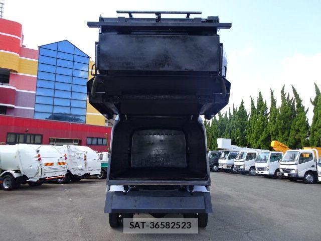 Isuzu FORWARD 2005-01 883056-17