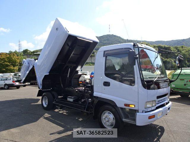 Isuzu FORWARD 2005-01 883056-2
