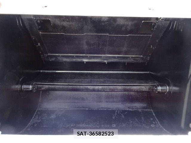 Isuzu FORWARD 2005-01 883056-8
