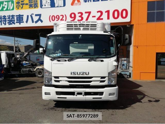Isuzu FORWARD 2018-12 1221247-1