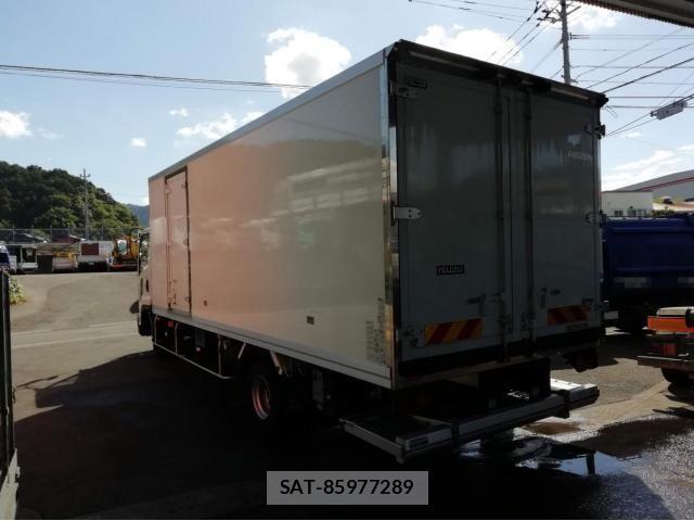Isuzu FORWARD 2018-12 1221247-5