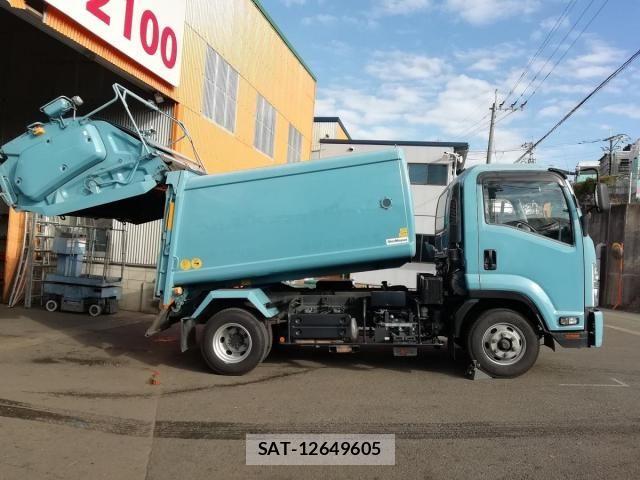 Isuzu FORWARD 2018-08 1221244-3