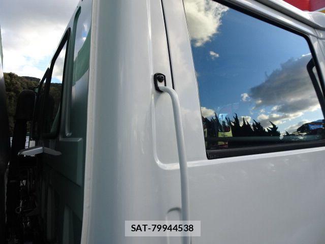 Isuzu FORWARD 2003-02 1221179-19