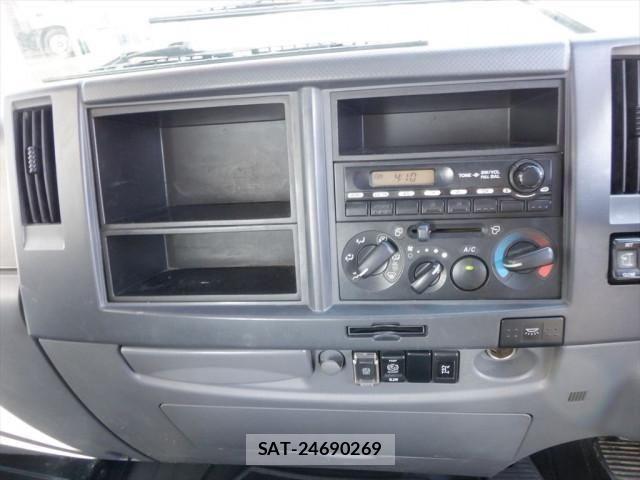 Isuzu FORWARD 2013-06 1228113-21