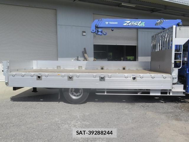 Isuzu FORWARD 2012-10 1295815-13