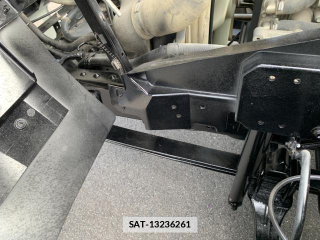 Isuzu FORWARD 2014-03 1312983-24