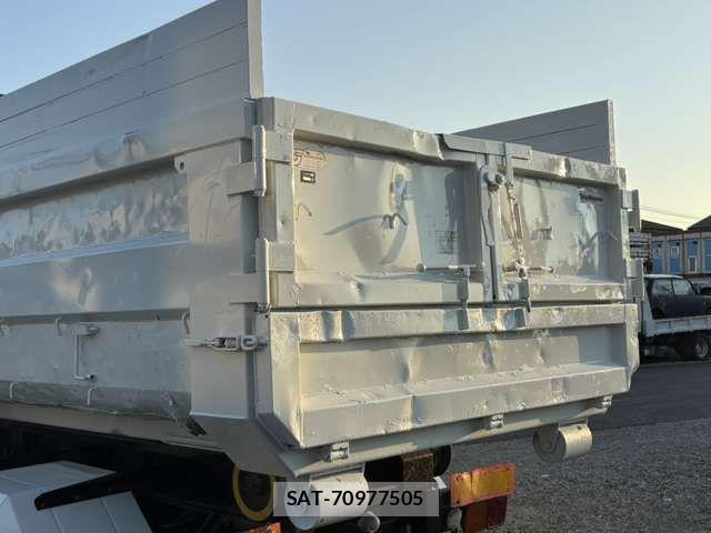 Isuzu FORWARD 2004-06 1327824-19