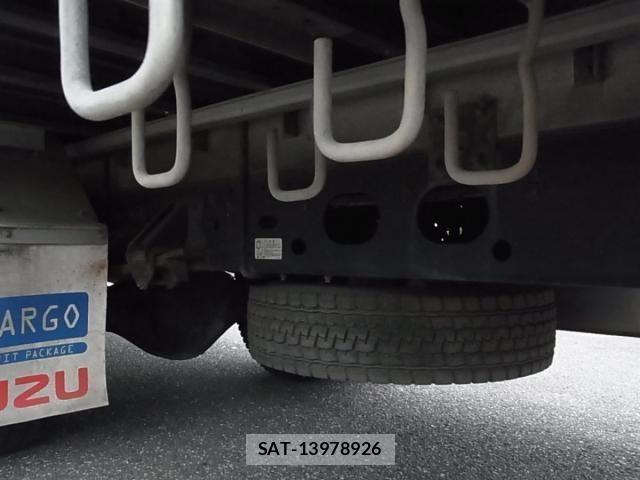 Isuzu FORWARD 2013-09 1338476-11