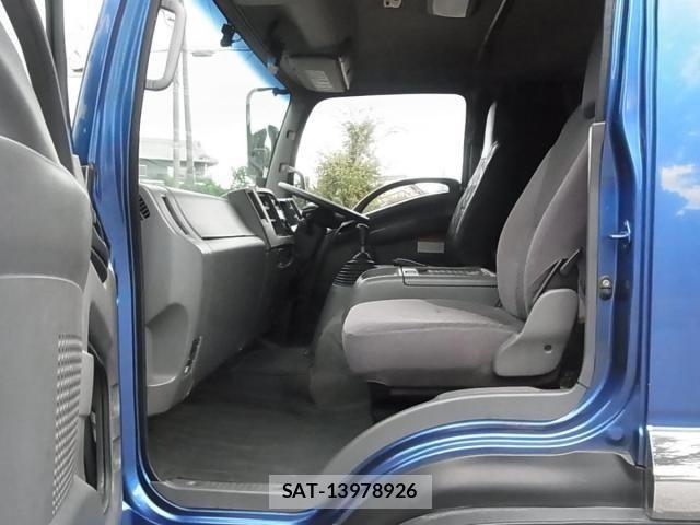 Isuzu FORWARD 2013-09 1338476-16