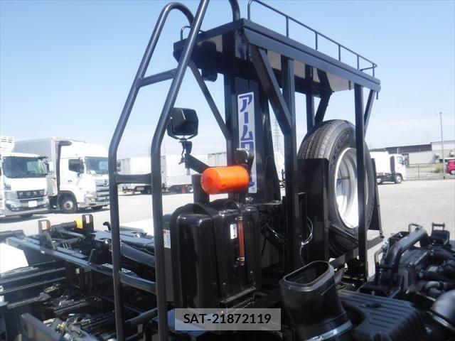 Isuzu FORWARD 2025-06 1346858-20
