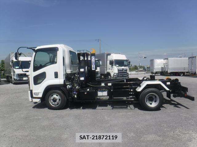 Isuzu FORWARD 2025-06 1346858-6