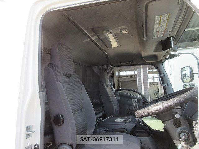 Isuzu FORWARD 2020-09 1426165-12