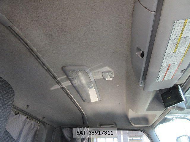 Isuzu FORWARD 2020-09 1426165-23