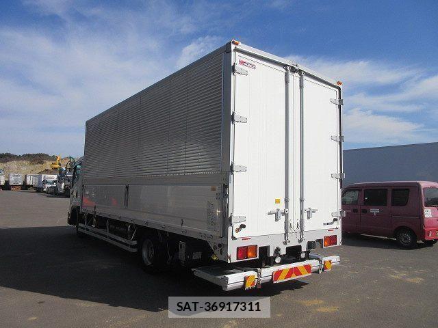 Isuzu FORWARD 2020-09 1426165-3