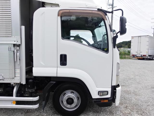 Isuzu FORWARD 2013-03 1427331-4