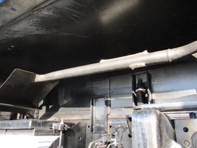 Isuzu FORWARD 2013-04 1464933-24