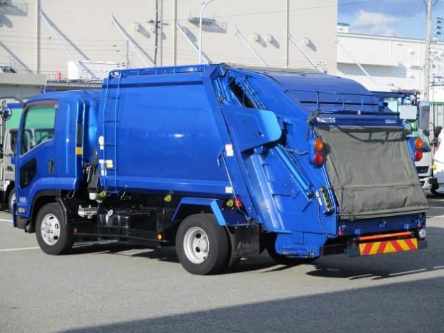 Isuzu FORWARD 2013-04 1464933-3