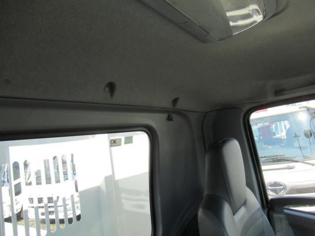 Isuzu FORWARD 2020-11 1463328-28
