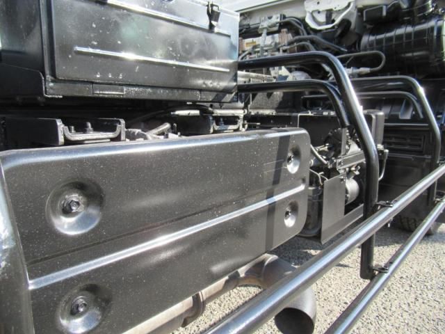 Isuzu FORWARD 2020-11 1463328-8