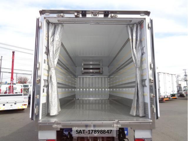 Isuzu FORWARD 2022-02 837324-4