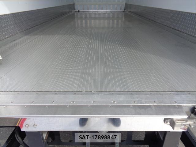 Isuzu FORWARD 2022-02 837324-7