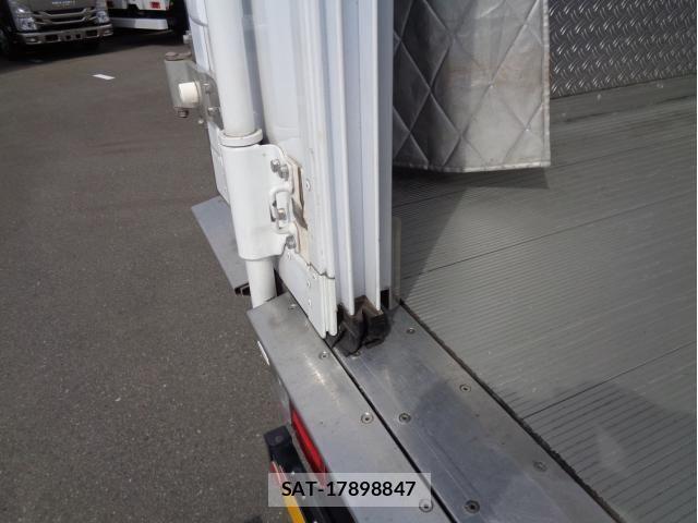 Isuzu FORWARD 2022-02 837324-8