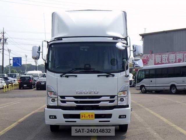 Isuzu FORWARD 2023-08 1116060-2