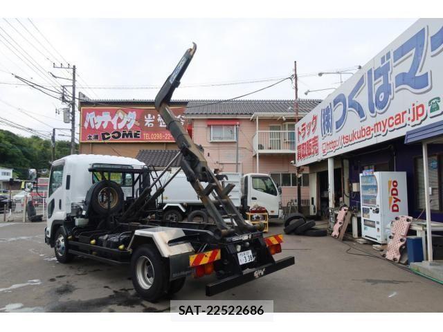 Isuzu FORWARD 2013-03 1012323-10