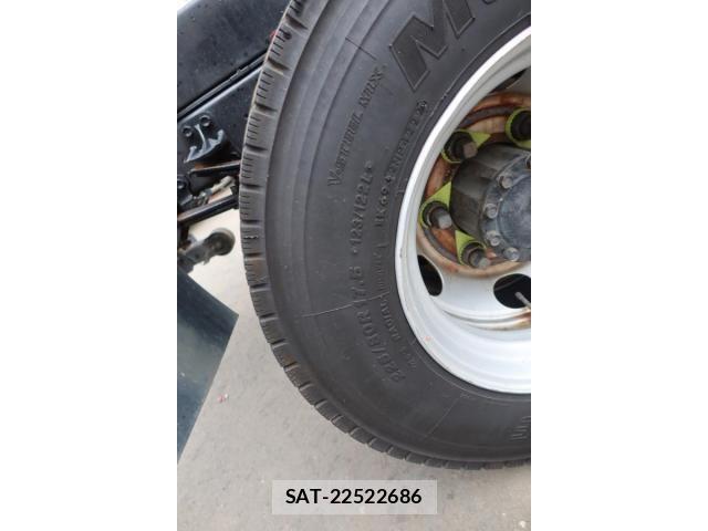 Isuzu FORWARD 2013-03 1012323-18
