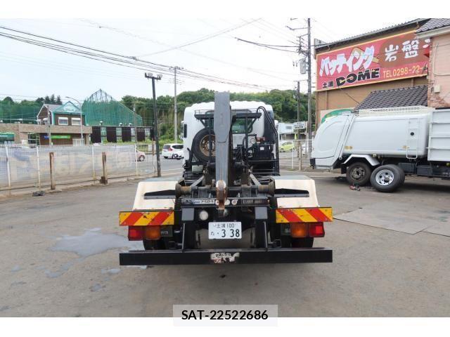 Isuzu FORWARD 2013-03 1012323-28