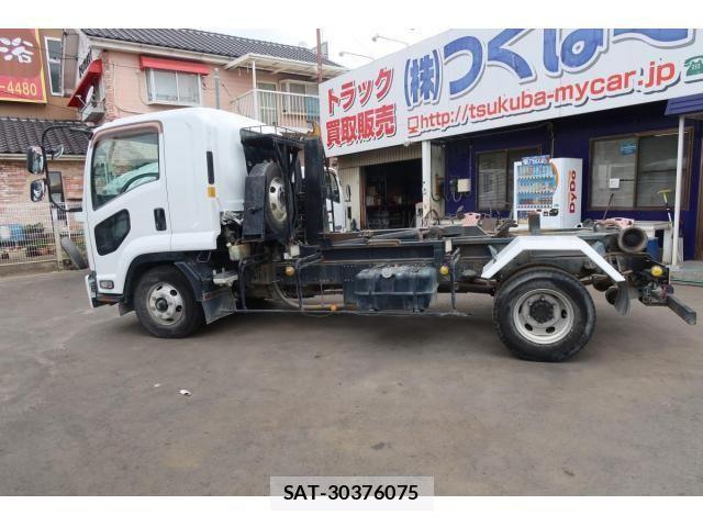 Isuzu FORWARD 2011-11 1002519-7