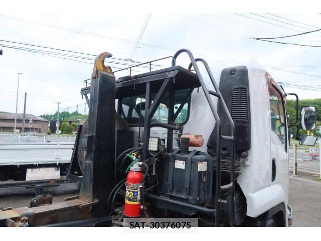Isuzu FORWARD 2011-11 1002519-9