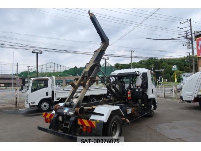 Isuzu FORWARD 2011-11 1002519-15
