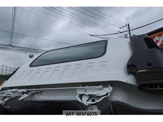 Isuzu FORWARD 2011-11 1002519-20