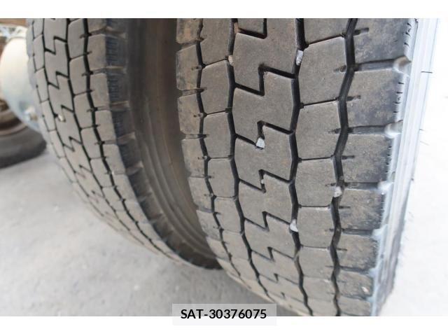 Isuzu FORWARD 2011-11 1002519-23