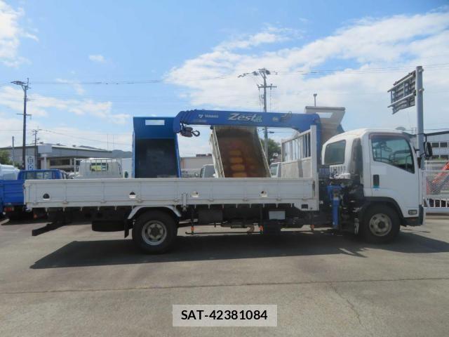 Isuzu FORWARD 2012-06 1204992-4