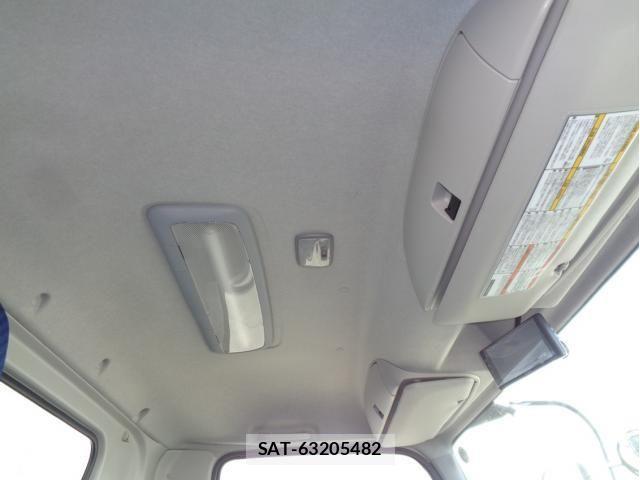 Isuzu FORWARD 2022-02 858266-25