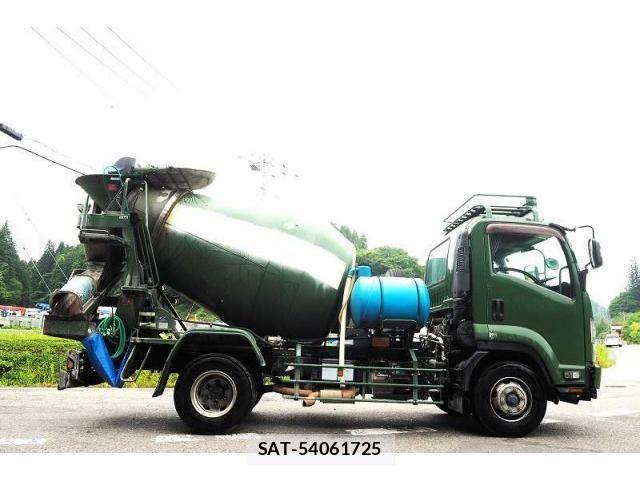 Isuzu FORWARD 2012-04 1002523-5