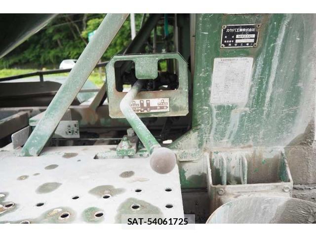 Isuzu FORWARD 2012-04 1002523-11