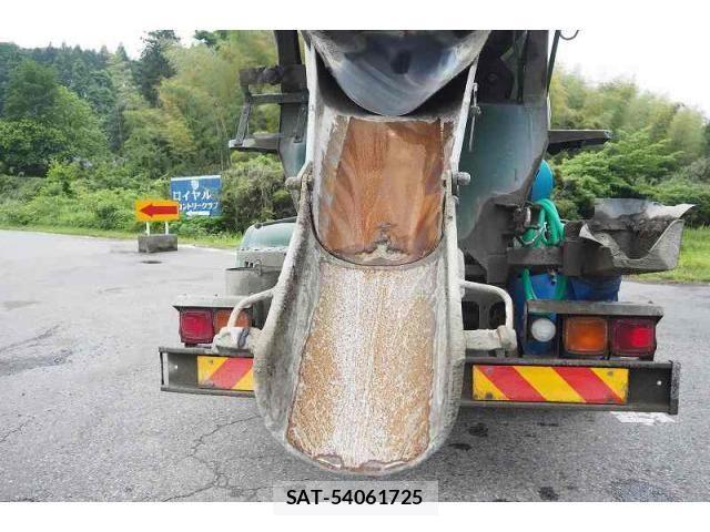 Isuzu FORWARD 2012-04 1002523-15